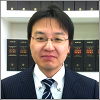砂野隆英税理士事務所 税理士 砂野隆英 様お写真
